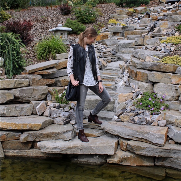 Marble Print Button Up Blouse - Picture 3 of 12